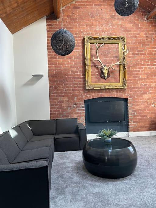 Gorgeous 2 Bed Loft Style Apartment Manchester Bagian luar foto
